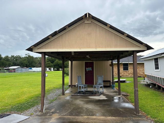 18837 East Main Street, Galliano, LA 70354