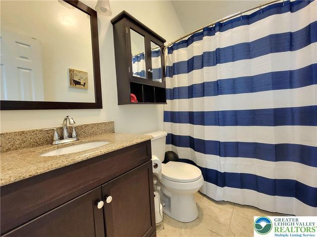 3172 CAROBETH Drive, Coolbaugh Twp, PA 18466
