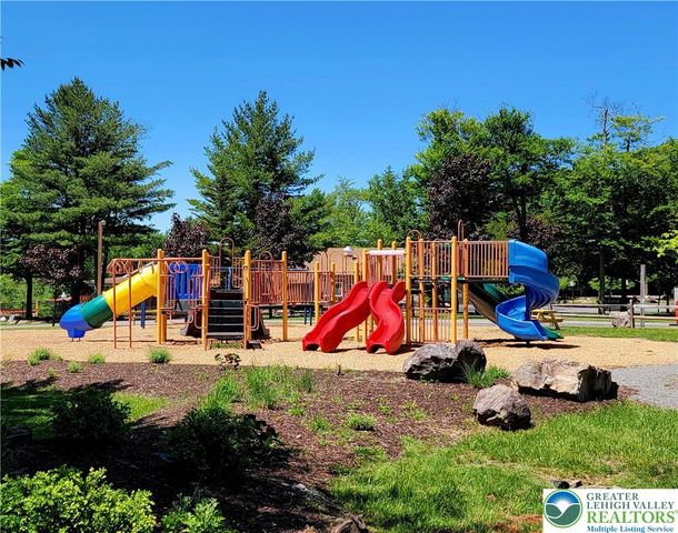 3172 CAROBETH Drive, Coolbaugh Twp, PA 18466