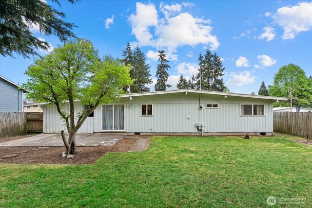 29317 38th Place S, Auburn, WA 98001
