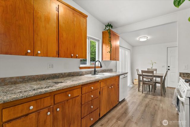 29317 38th Place S, Auburn, WA 98001