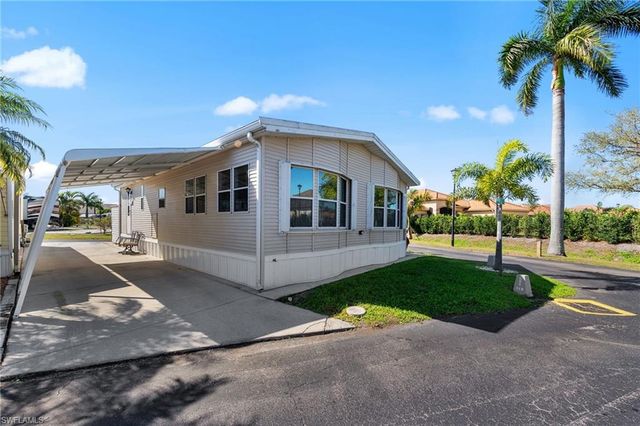 11791 Papershell DR, Fort Myers, FL 33908
