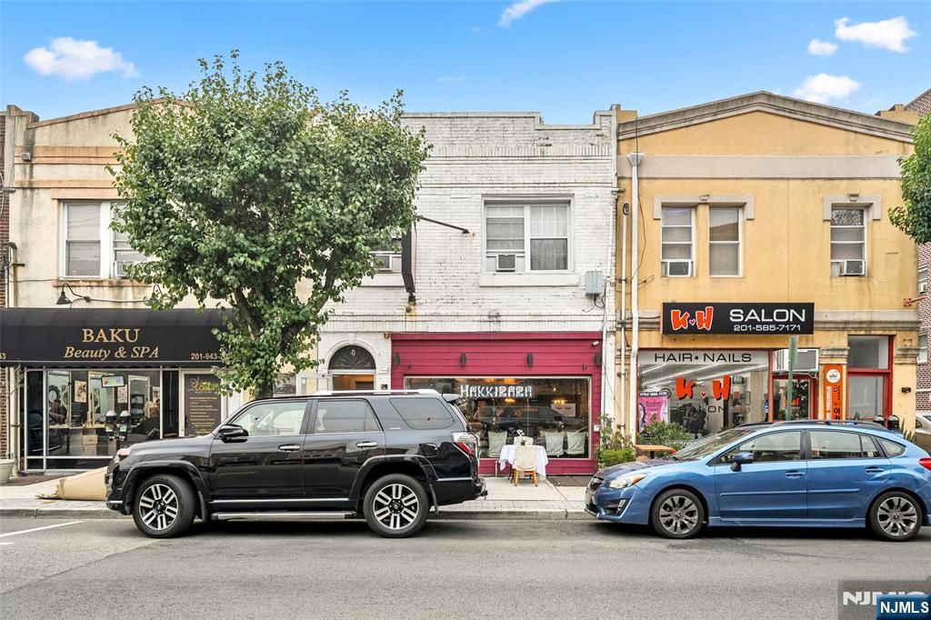 555 Anderson Avenue, Cliffside Park, NJ 07010