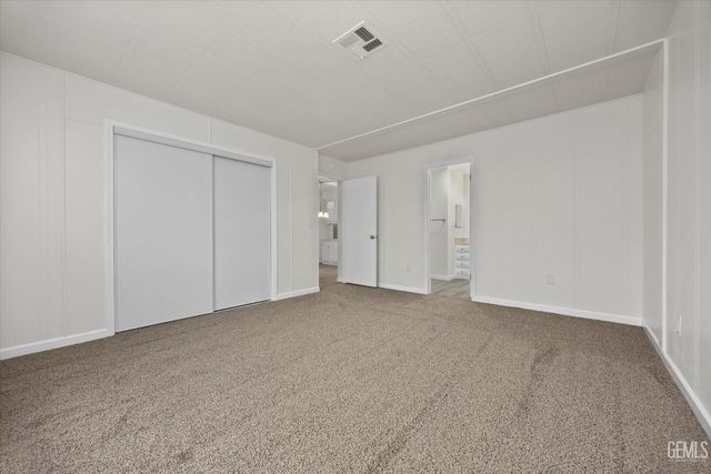 118 Cedarwood Lane, Bakersfield, CA 93308