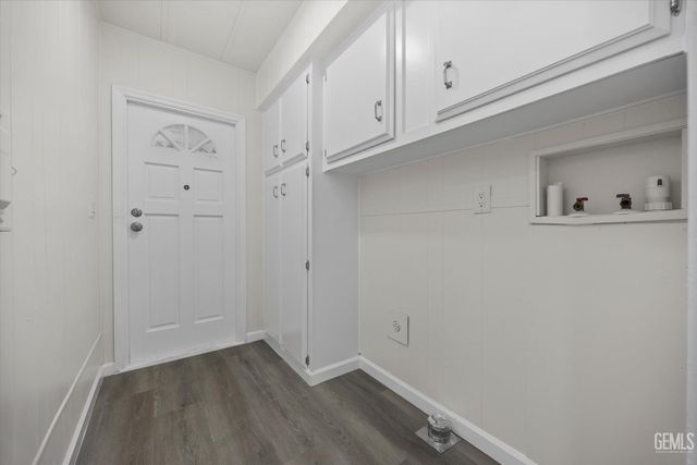 118 Cedarwood Lane, Bakersfield, CA 93308