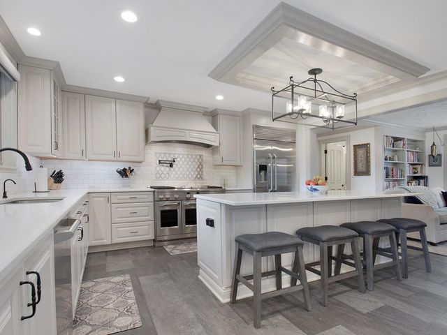 1850 N Mulford Road, Rockford, IL 61107