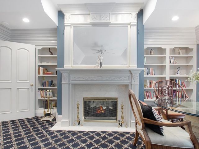 1850 N Mulford Road, Rockford, IL 61107