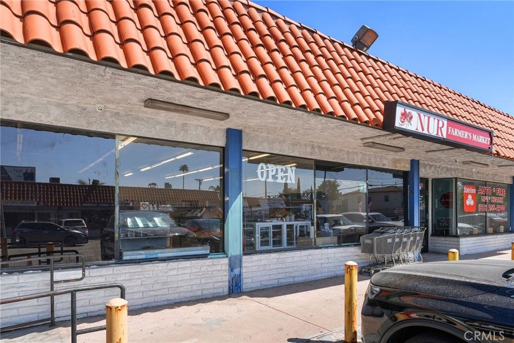 6744 Lankershim Boulevard, North Hollywood, CA 91606 — photo 2