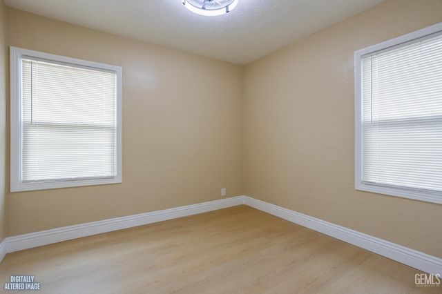 515 Woodrow Avenue, Bakersfield, CA 93308