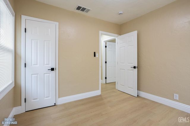 515 Woodrow Avenue, Bakersfield, CA 93308