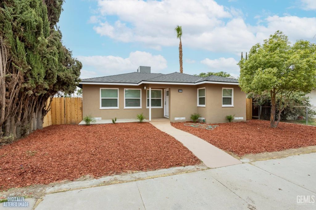 515 Woodrow Avenue, Bakersfield, CA 93308