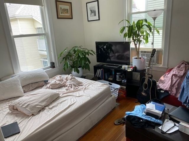 14 Magnus Ave 2, Somerville, MA 02143
