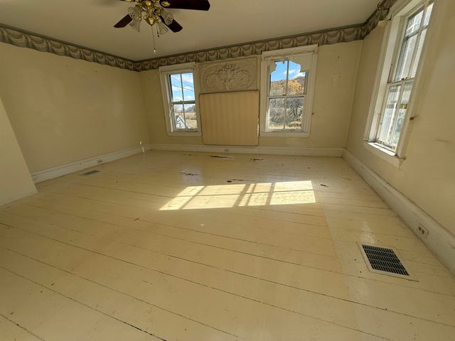 6614 Main Road, West Haven, VT 05743