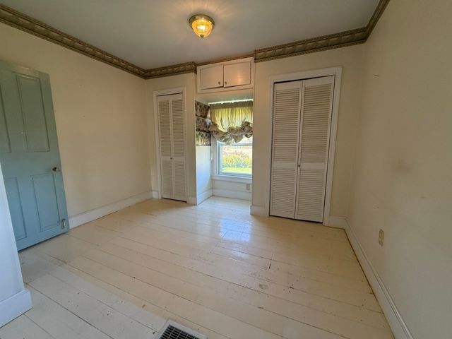 6614 Main Road, West Haven, VT 05743