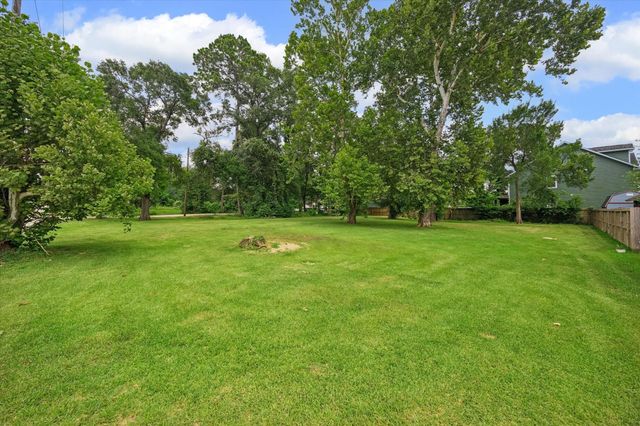 2023 W Little York Road, Houston, TX 77091