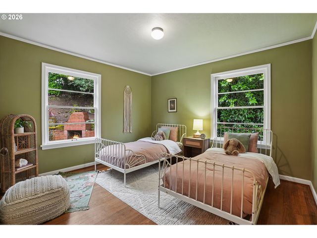 120 Ne BEYRL Ter, Portland, OR 97220