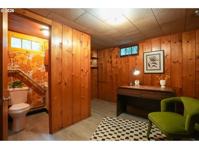 120 Ne BEYRL Ter, Portland, OR 97220