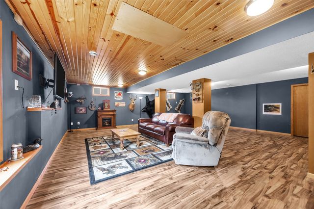 508 D Avenue, Atkins, IA 52206