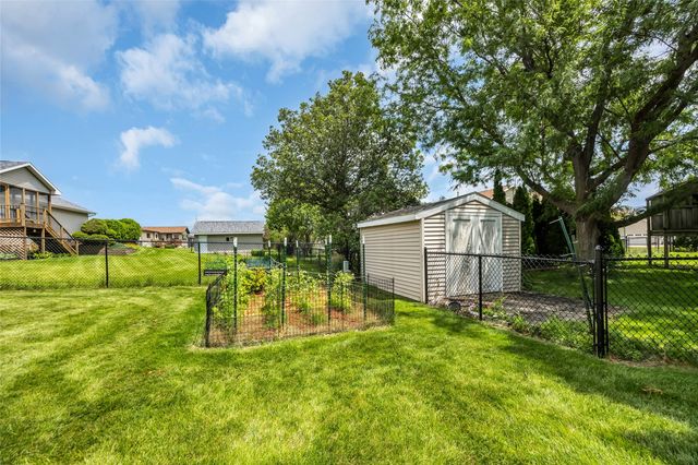508 D Avenue, Atkins, IA 52206