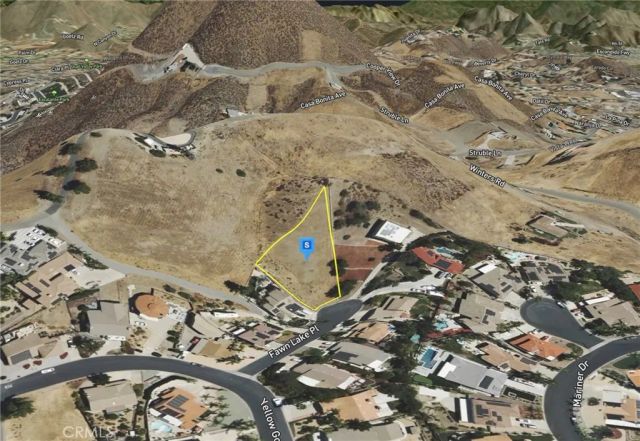 22960 Fawn Lake, Canyon Lake, CA 92587