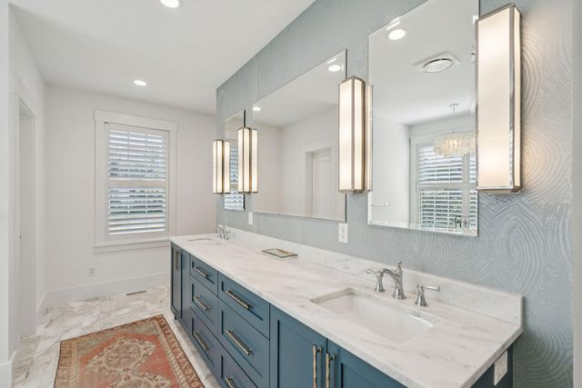 212 Live Oak Drive, Mount Pleasant, SC 29464