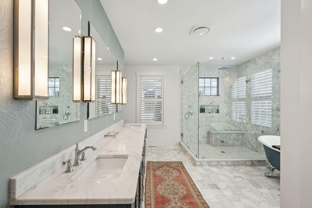 212 Live Oak Drive, Mount Pleasant, SC 29464