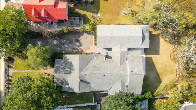 212 Live Oak Drive, Mount Pleasant, SC 29464