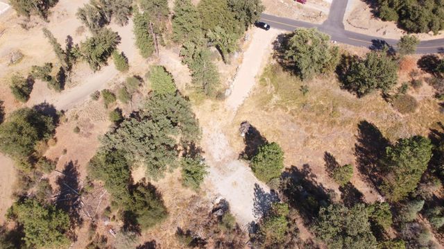 0 Victoria Ln, Oakhurst, CA 93644