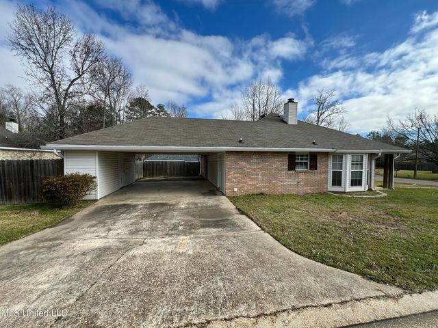 2001 Windchase Circle, Brandon, MS 39042