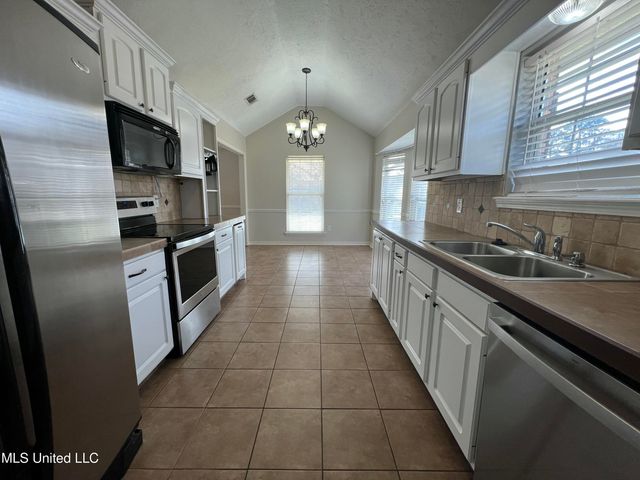 2001 Windchase Circle, Brandon, MS 39042
