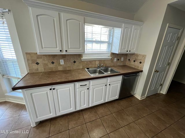 2001 Windchase Circle, Brandon, MS 39042