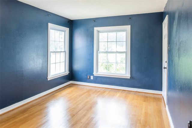 5946 Goodwin Avenue, Dallas, TX 75206