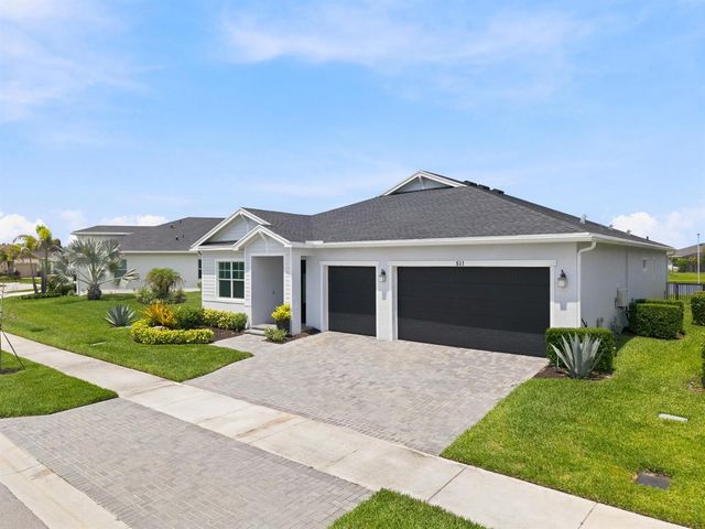 511 SE Mulberry Way, Port St. Lucie, FL 34984