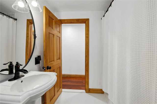 611 Lake Washington Drive, Glocester, RI 02814