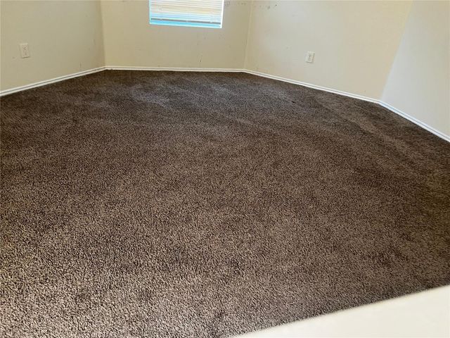 933 Medina Drive, Arlington, TX 76017