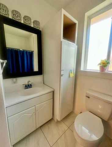 315 SW B Street, Ardmore, OK 73401