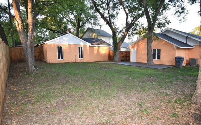 315 SW B Street, Ardmore, OK 73401