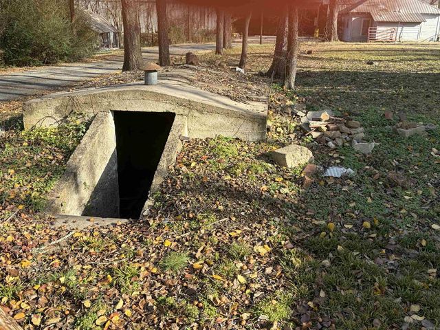 110 Polk Road 28, Hatfield, AR 71945