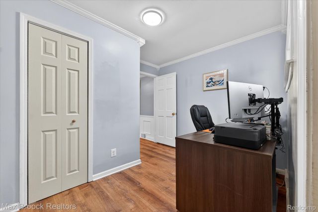 21516 McClung Avenue, Southfield, MI 48075