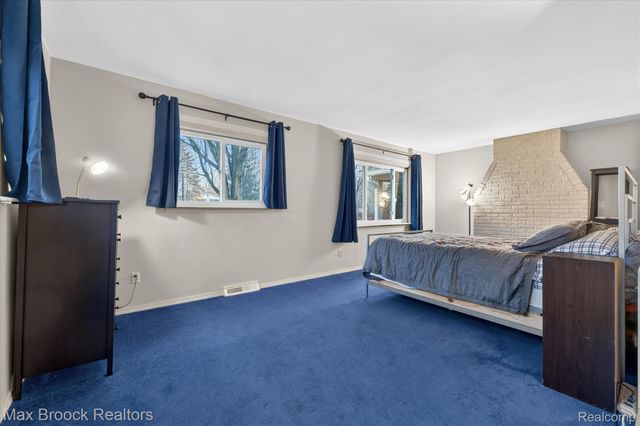 21516 McClung Avenue, Southfield, MI 48075