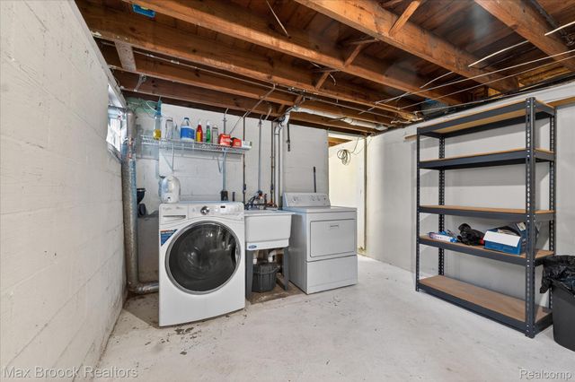 21516 McClung Avenue, Southfield, MI 48075