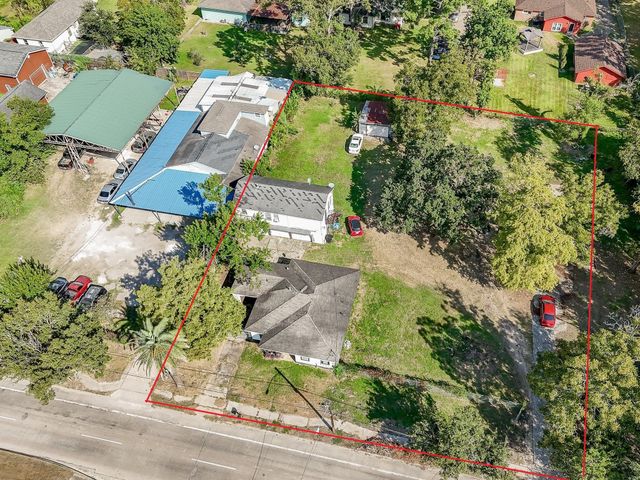 2413 E Crosstimbers Street, Houston, TX 77093