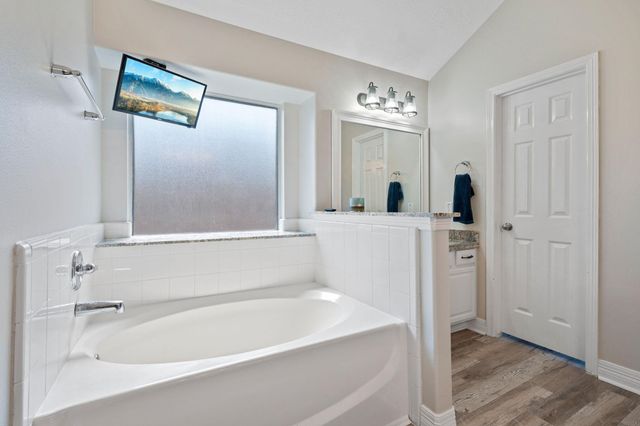 2010 Caroline Avenue, Baytown, TX 77523