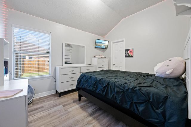 2010 Caroline Avenue, Baytown, TX 77523