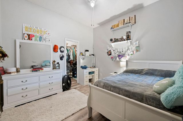 2010 Caroline Avenue, Baytown, TX 77523