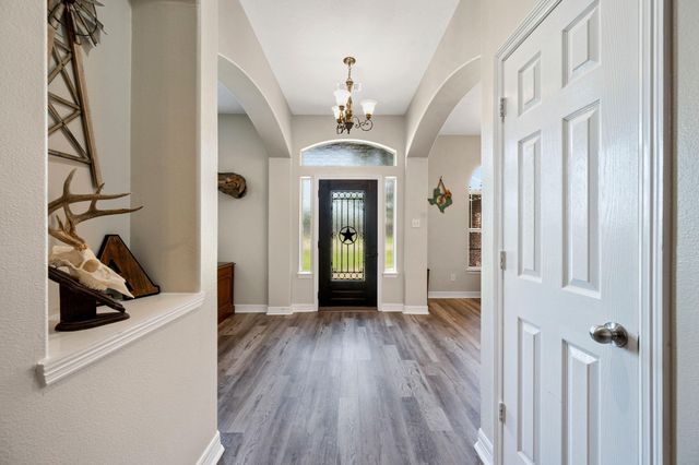 2010 Caroline Avenue, Baytown, TX 77523