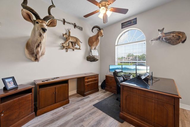 2010 Caroline Avenue, Baytown, TX 77523