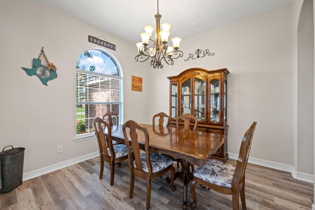 2010 Caroline Avenue, Baytown, TX 77523