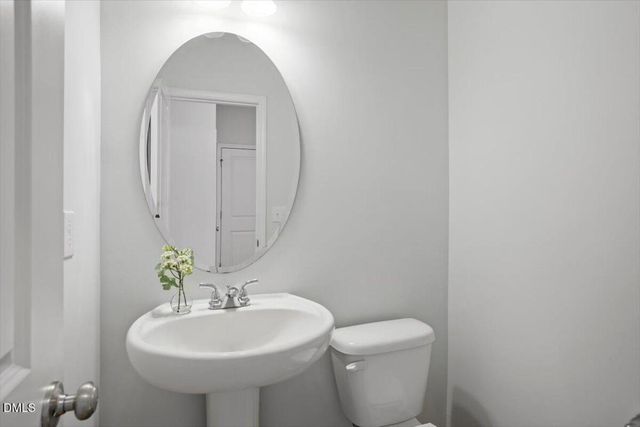 924 Peninsula Place, Knightdale, NC 27545