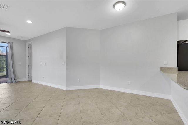 7738 Bristol CIR, Naples, FL 34120